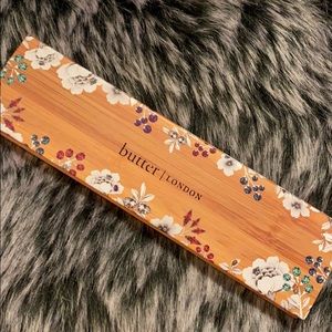 🛍Butter London eyeshadow palette